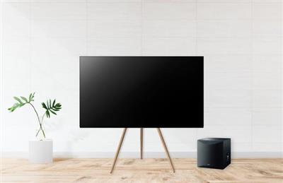 Panasonic 55" OLED-TV på elegant TV-stand